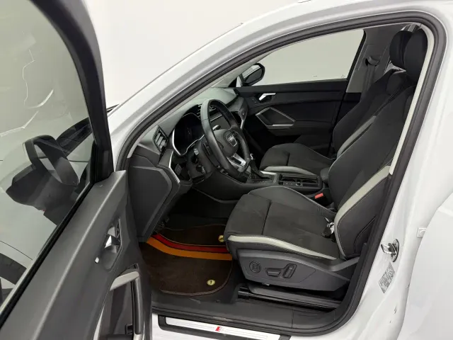 Audi Q3 — Фото автомобиля 19
