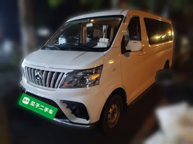 Фотография автомобиля — Changan Ruixing EM80