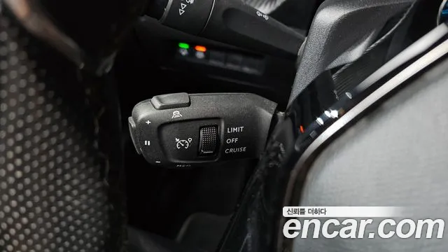 Peugeot 2008 Generation 2 — Фото автомобиля 19