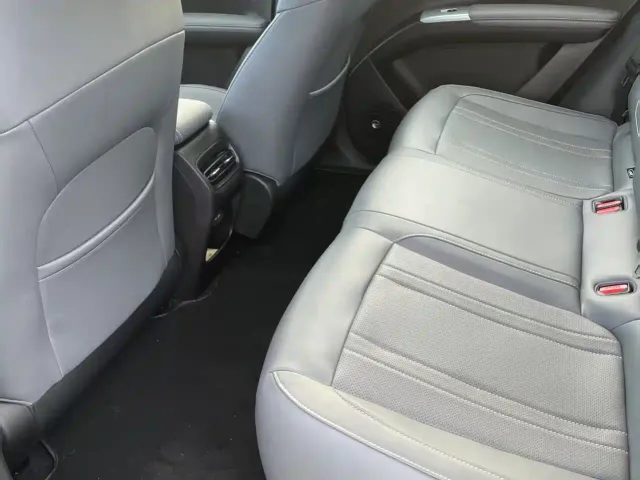 Geely Starry Wish — Фото автомобиля 9