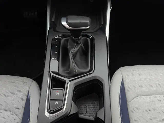 Geely Emgrand — Фото автомобиля 11