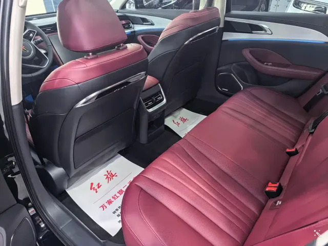 Hongqi H5 — Фото автомобиля 8