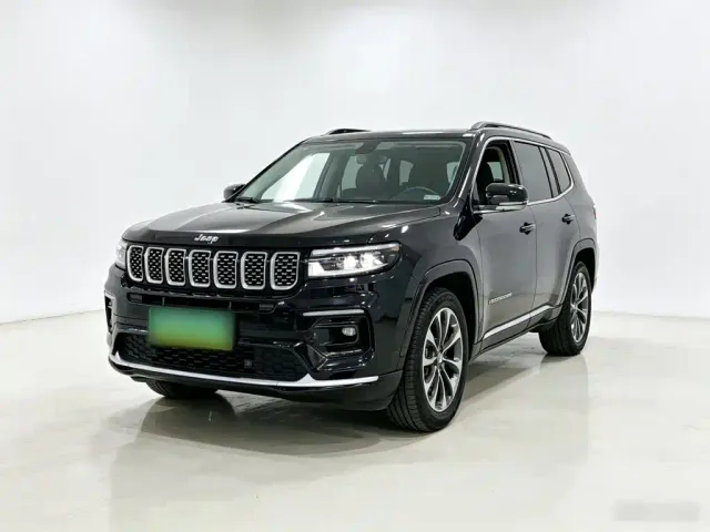 Фотография автомобиля — Jeep Grand Commander PHEV