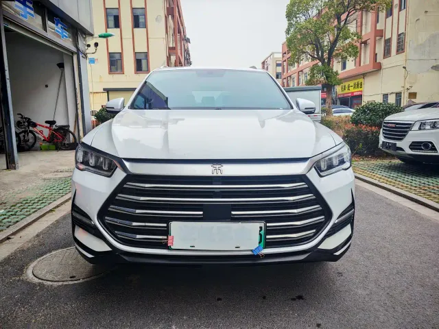 BYD Song Pro — Фото автомобиля 2