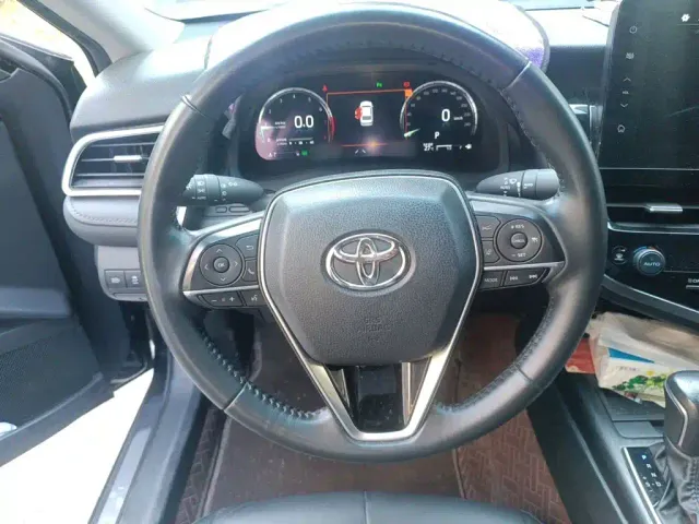 Toyota Camry — Фото автомобиля 6