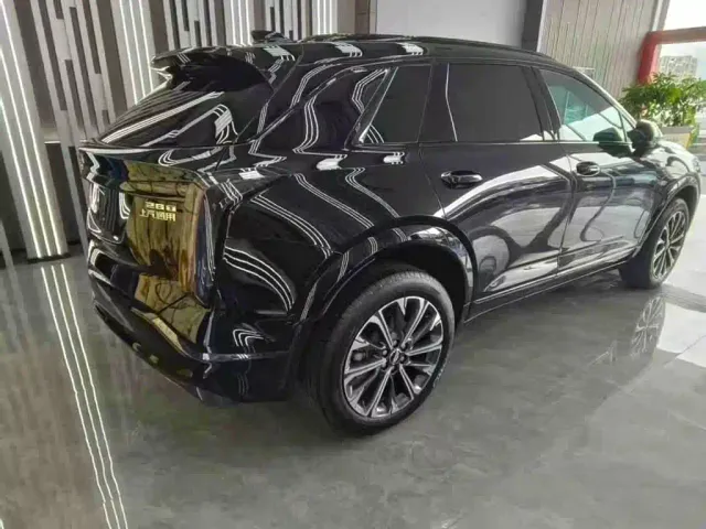 Cadillac XT5 — Фото автомобиля 6