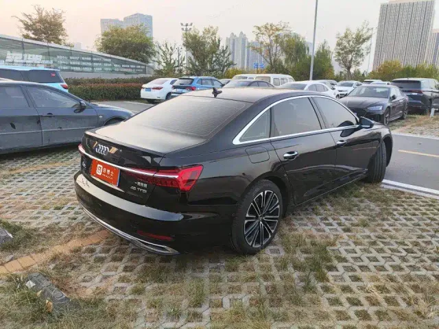 Audi A6L — Фото автомобиля 4