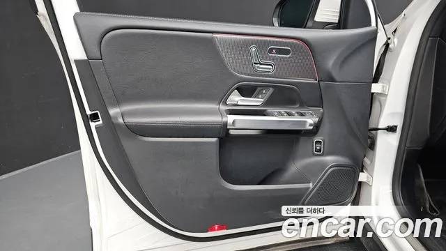 Mercedes-Benz GLB-Class GLB-класс X247 — Фото автомобиля 22