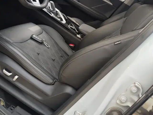Wuling Asta — Фото автомобиля 9