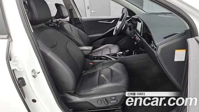 Kia Niro The All New — Фото автомобиля 16