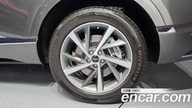 Genesis GV80 — Фото автомобиля 21