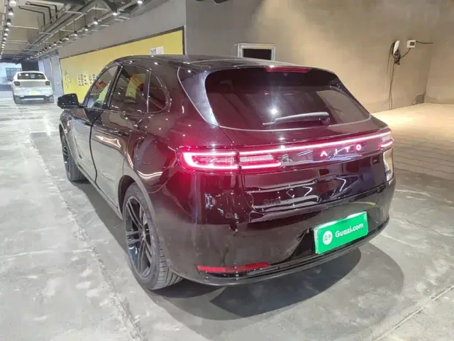 Aito M5 — Фото автомобиля 4