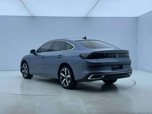 Volkswagen Lamando — Фото автомобиля 6