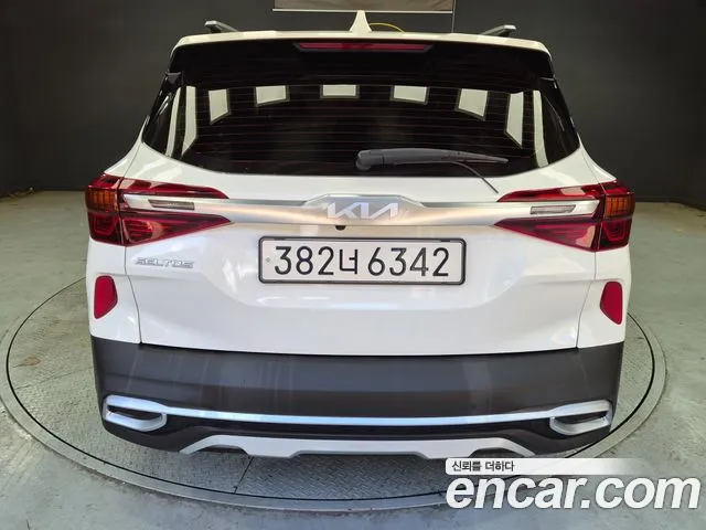 Kia Seltos Seltos Бензин 1.6 турбо 2WD — Фото автомобиля 2