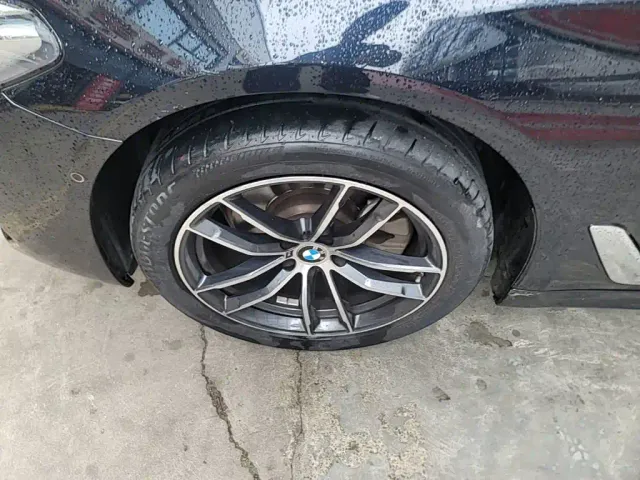 BMW 5 Series — Фото автомобиля 22