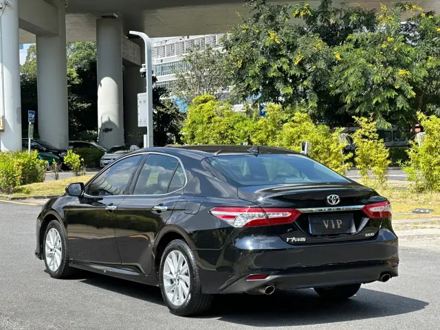 Toyota Camry — Фото автомобиля 8