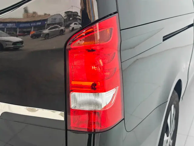 Mercedes-Benz Vito — Фото автомобиля 22