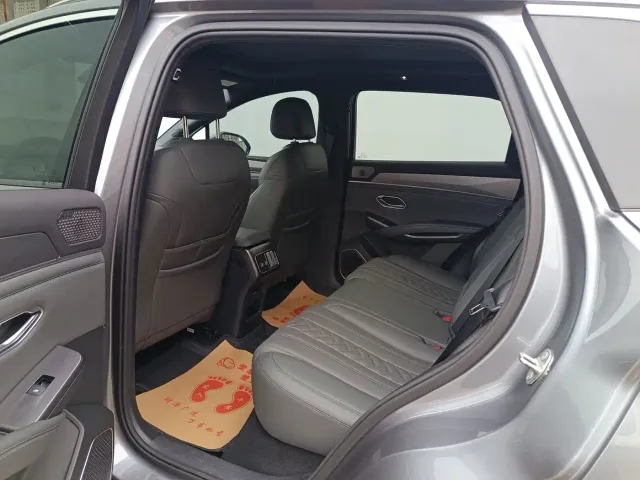 BYD Song L DM-i — Фото автомобиля 9