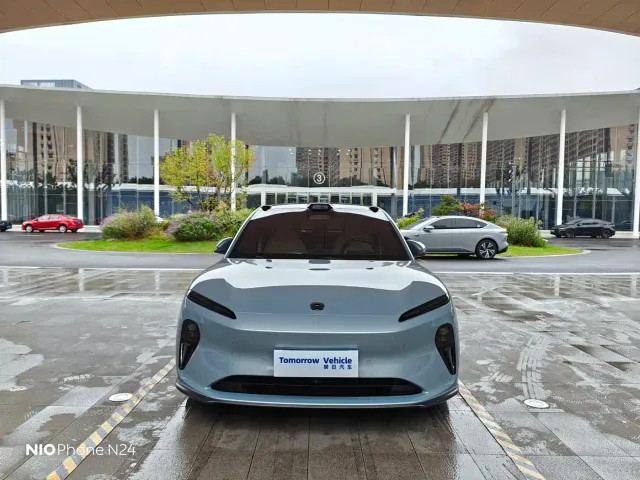 Nio ET5 — Фото автомобиля 8