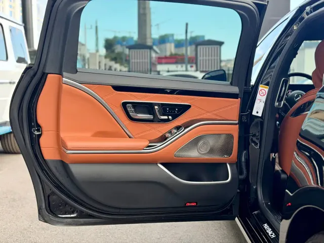 Mercedes-Benz Maybach S-Class — Фото автомобиля 14
