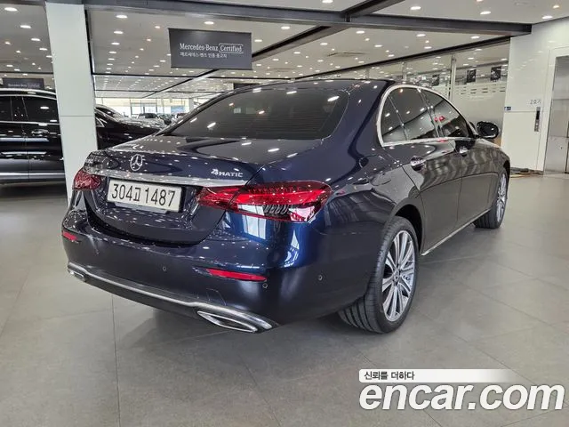 Mercedes-Benz E-Class E-класс W213 E350 4MATIC Exclusive — Фото автомобиля 7