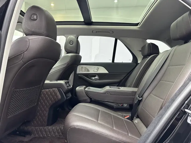 Mercedes-Benz GLE-Class — Фото автомобиля 11