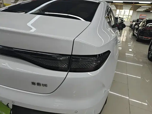 BYD Seal 05 DM-i — Фото автомобиля 7