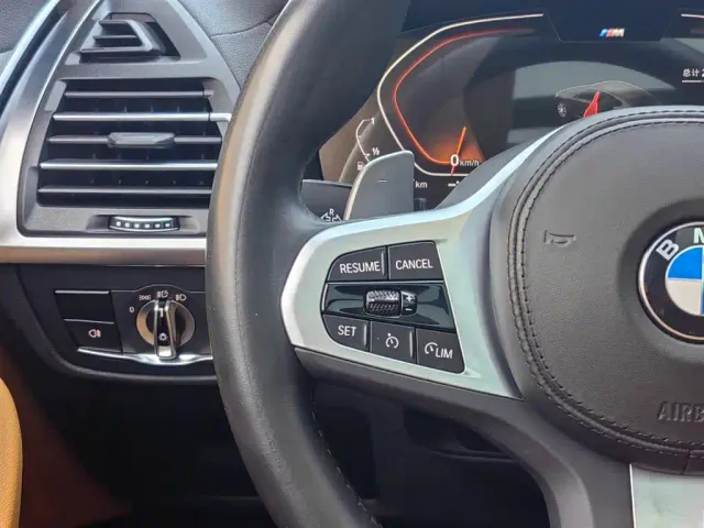 BMW BMW X4 2022 xDrive 25i M Sport Package — Фото автомобиля 15