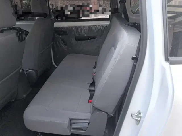 Wuling Hongguang — Фото автомобиля 18