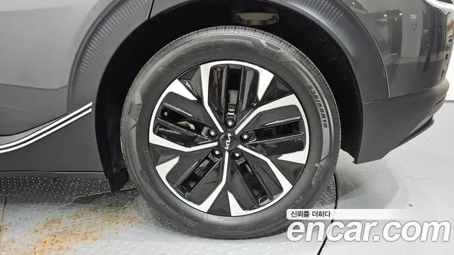 Kia EV6 — Фото автомобиля 21