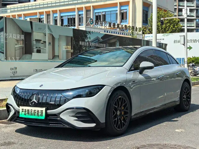 Фотография автомобиля — Mercedes-Benz EQE