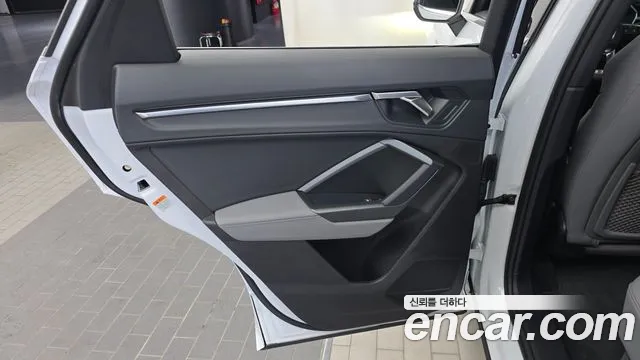 Audi Q3 F3 — Фото автомобиля 14