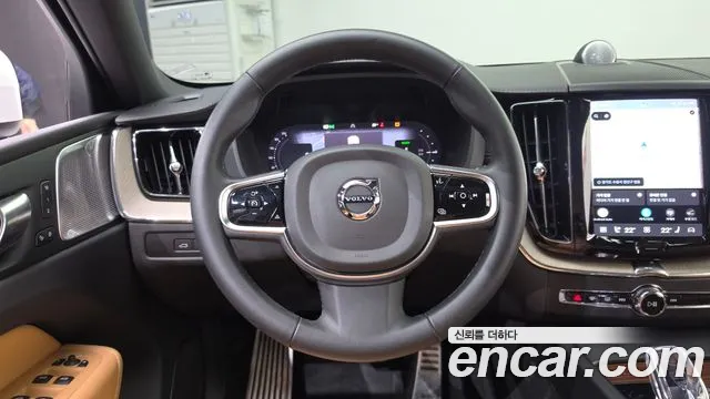 Volvo XC60 2nd Gen — Фото автомобиля 19
