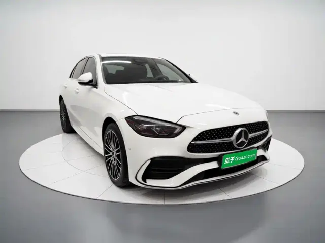 Mercedes-Benz C-Class — Фото автомобиля 3