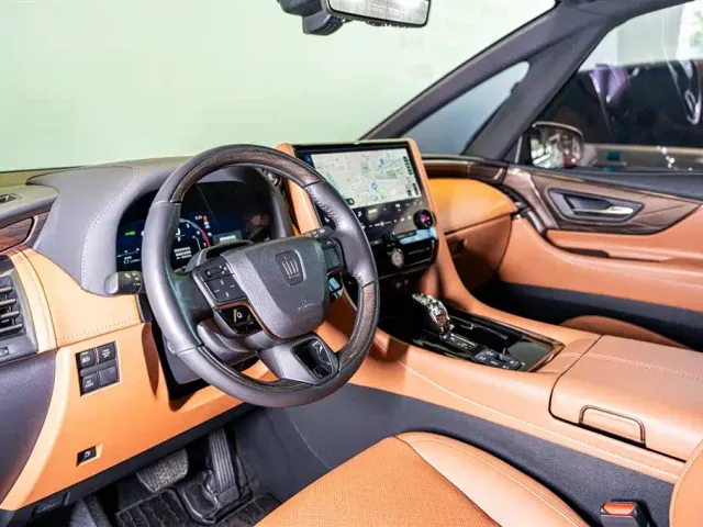 Toyota Vellfire — Фото автомобиля 6