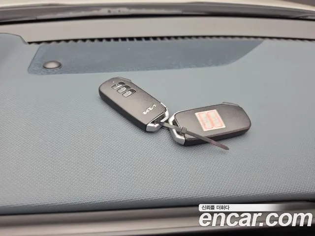 Kia Niro The All New — Фото автомобиля 22