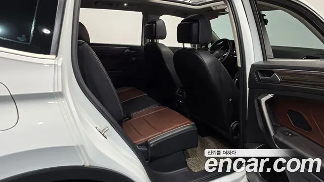 Volkswagen Tiguan — Фото автомобиля 9