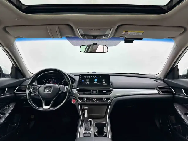 Honda Accord — Фото автомобиля 8