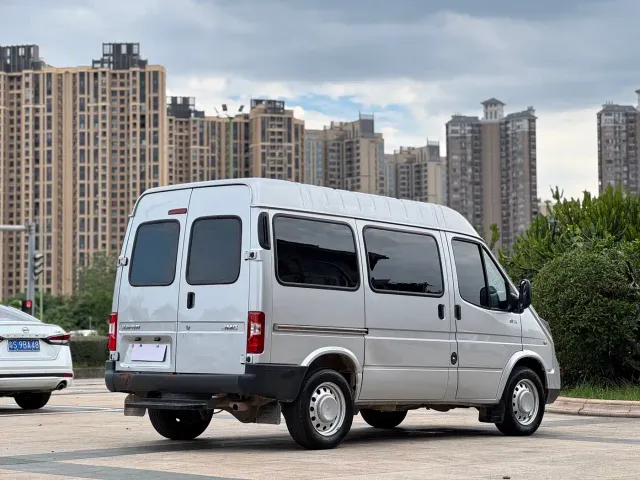 JMC Tesun — Фото автомобиля 11