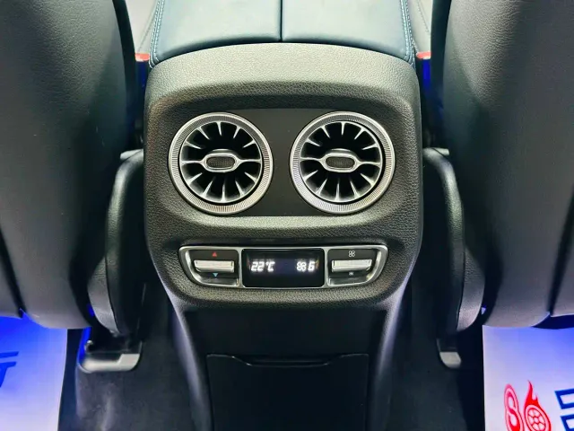 Mercedes-Benz G-Class — Фото автомобиля 15
