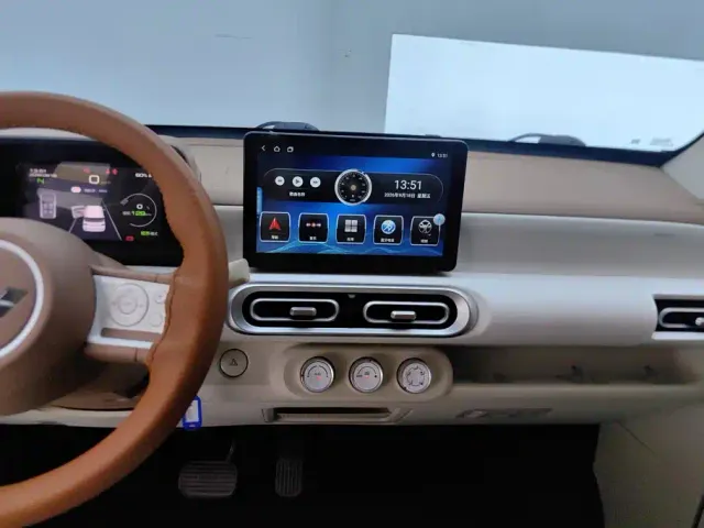 Wuling Hongguang Mini EV — Фото автомобиля 13