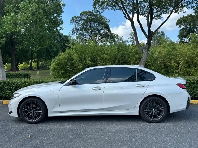 BMW 3 Series — Фото автомобиля 3