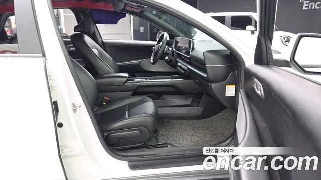 Hyundai Ioniq 6 — Фото автомобиля 11