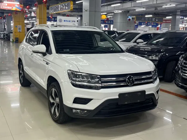 Volkswagen Tharu — Фото автомобиля 3