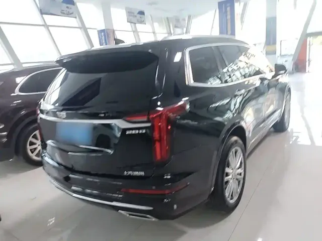 Cadillac XT6 — Фото автомобиля 6