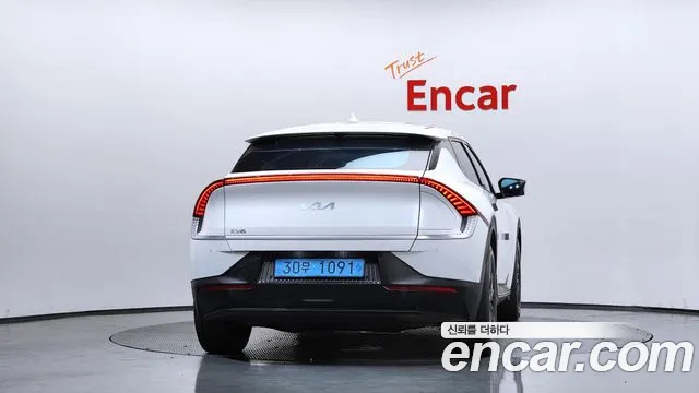 Kia EV6 — Фото автомобиля 4