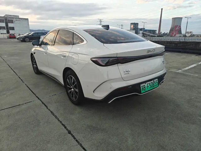 BYD Seal 06 — Фото автомобиля 7