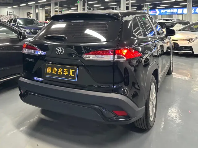 Toyota Frontlander — Фото автомобиля 5