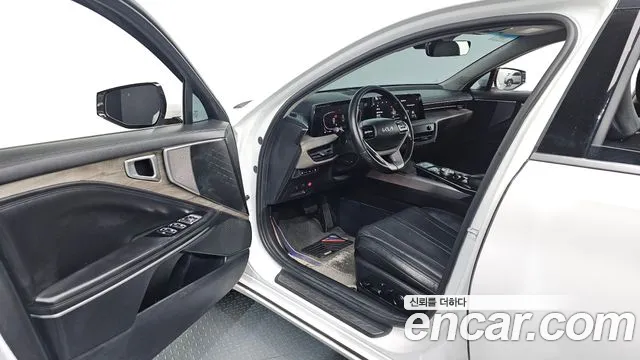 Kia K8 — Фото автомобиля 15