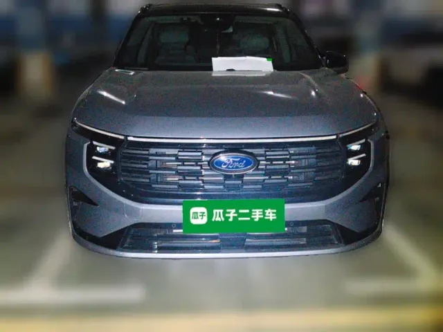 Ford Edge — Фото автомобиля 2